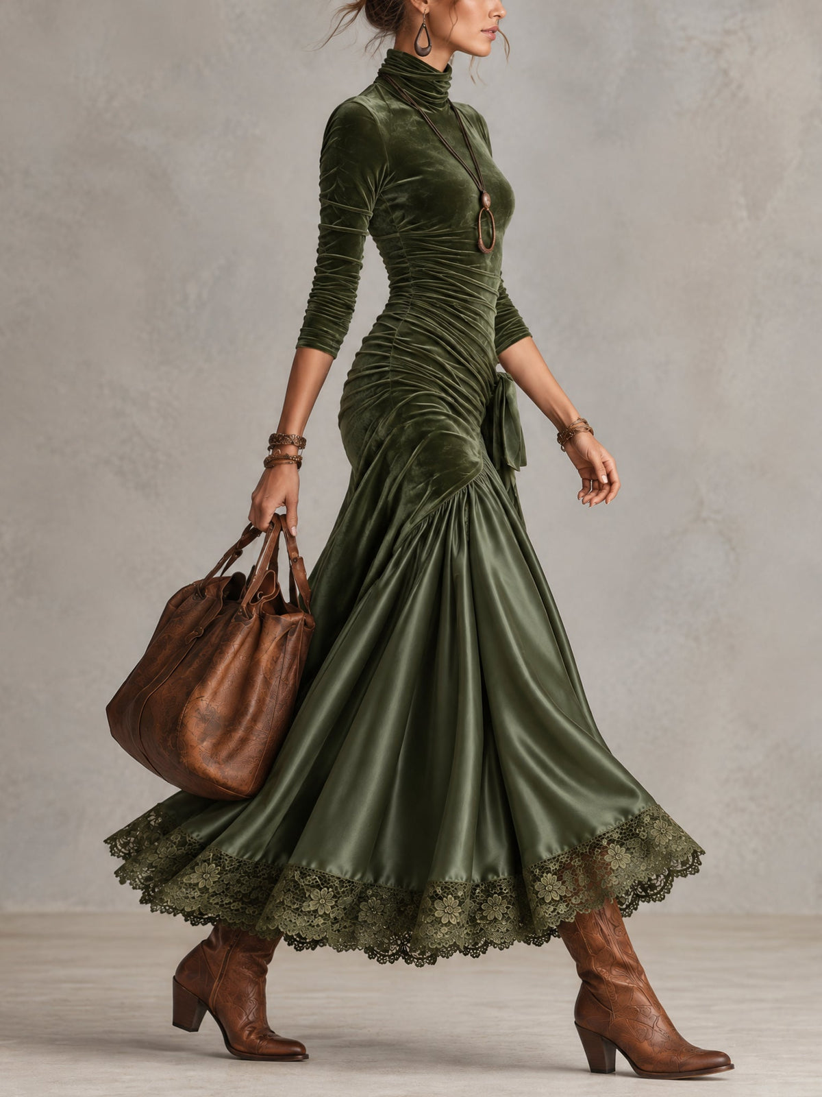 Nerea | Vestido largo de terciopelo y satén verde oliva con bajo de encaje