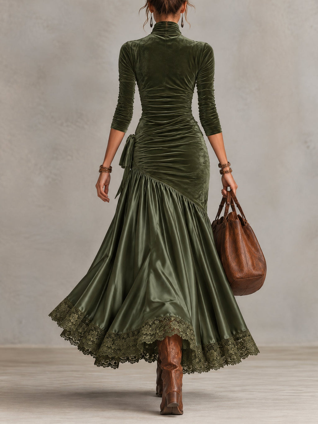 Nerea | Vestido largo de terciopelo y satén verde oliva con bajo de encaje