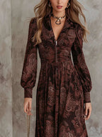 Carmen | Vestido maxi con estampado paisley y realce en la cintura