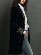 Camila | Blazer Entallado con Estampado Barroco Negro