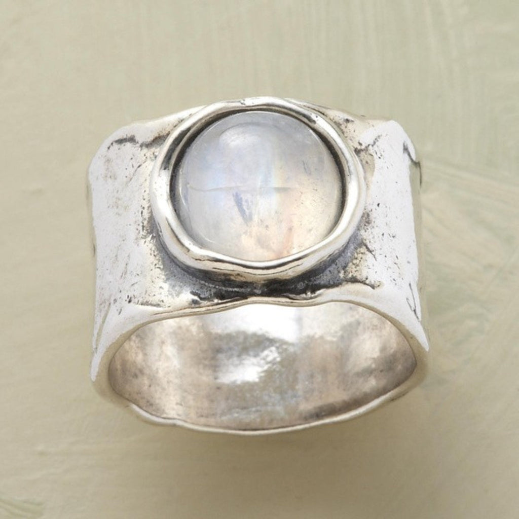 Reyes | Anillo boho con piedra efecto luna
