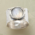 Reyes | Anillo boho con piedra efecto luna