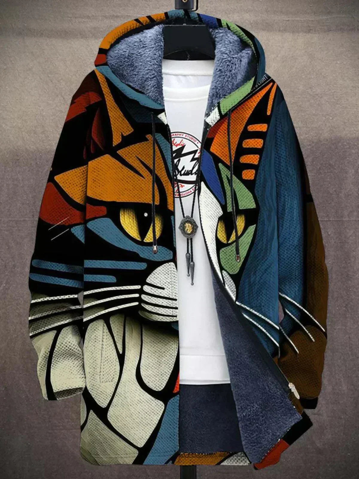 Delia | Chaqueta de Punto Artística con Capucha