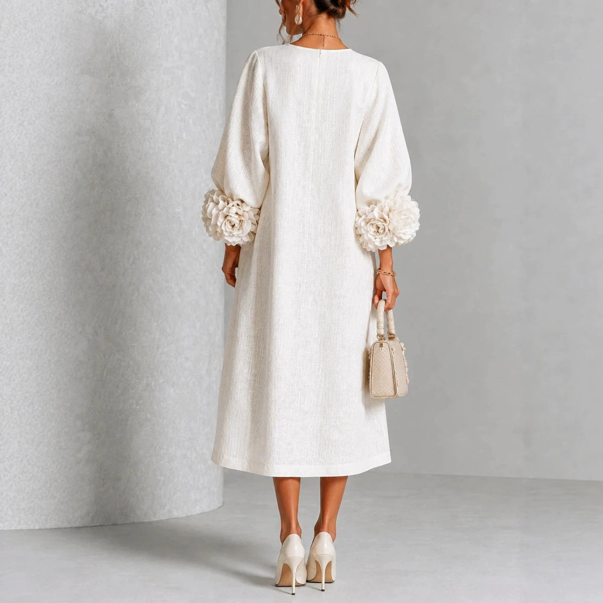 Isabel | Vestido midi con botones y puños con rosas