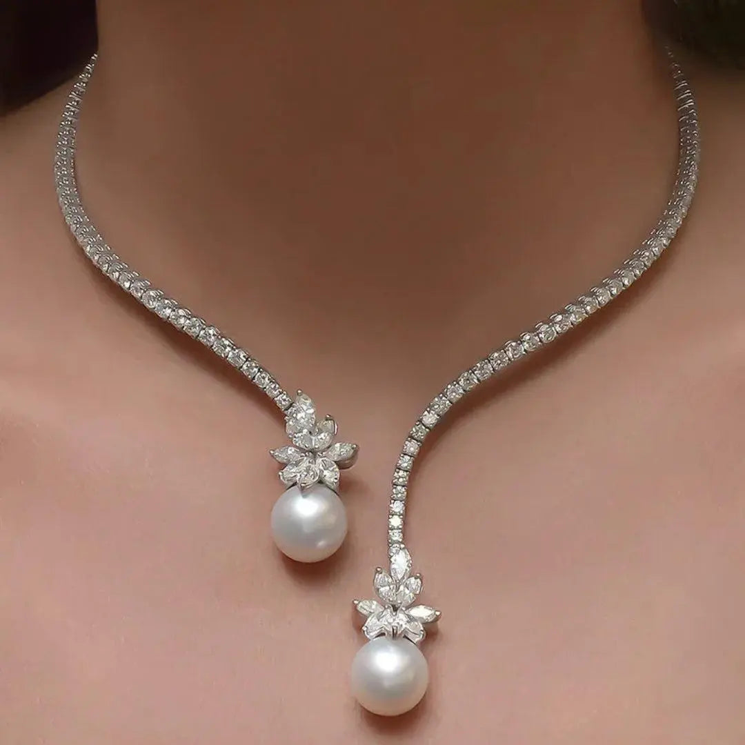 Valentina | Collar plateado con perlas