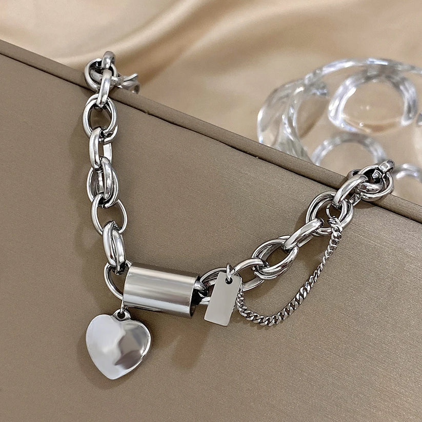 Guadalupe | Pulsera con charm de corazón