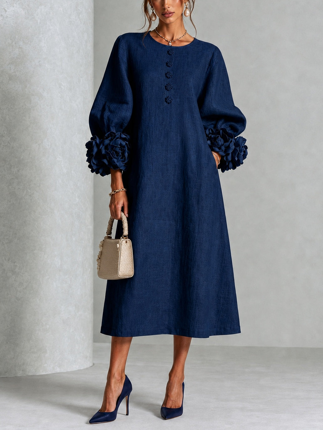 Catalina | Vestido midi con mangas abullonadas y botones de flor
