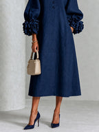 Catalina | Vestido midi con mangas abullonadas y botones de flor