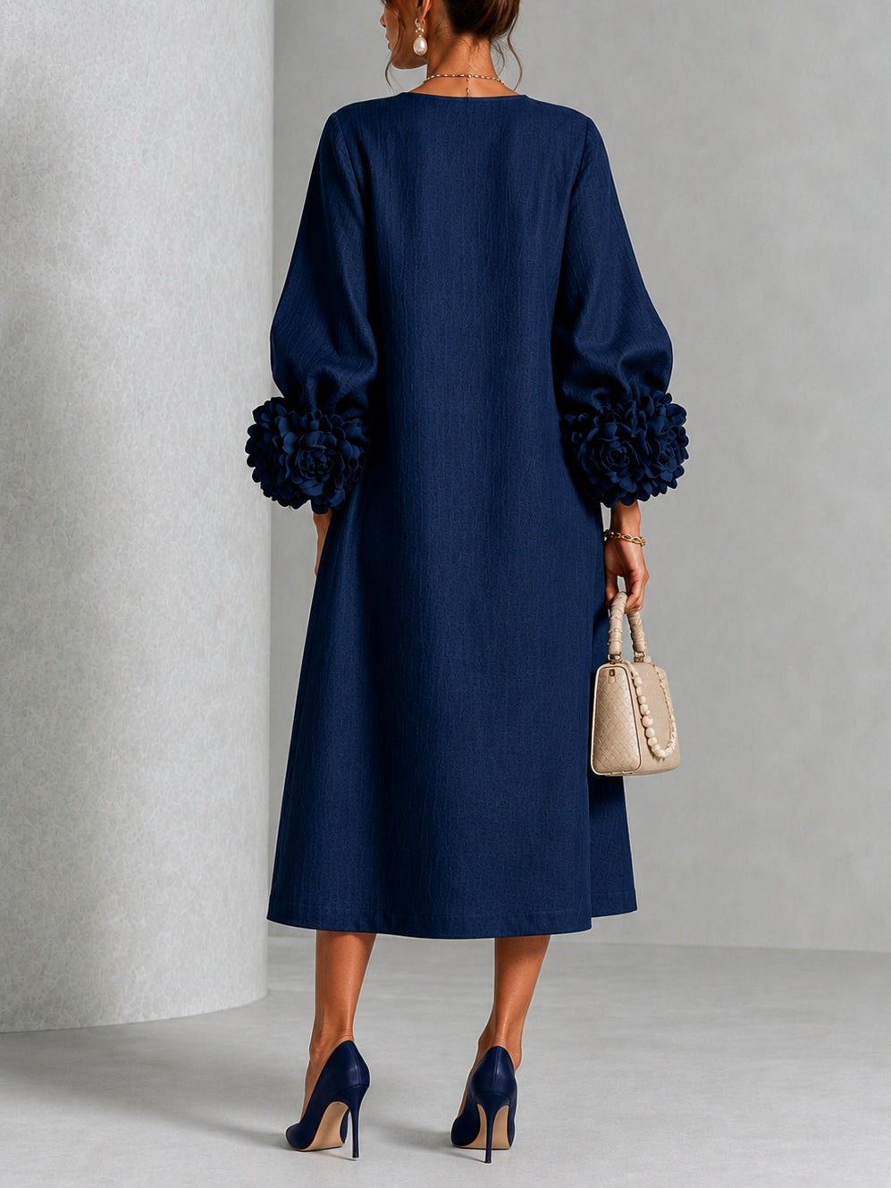 Catalina | Vestido midi con mangas abullonadas y botones de flor