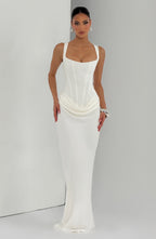 Noemí | Vestido Maxi Satinado de Escote Cuadrado