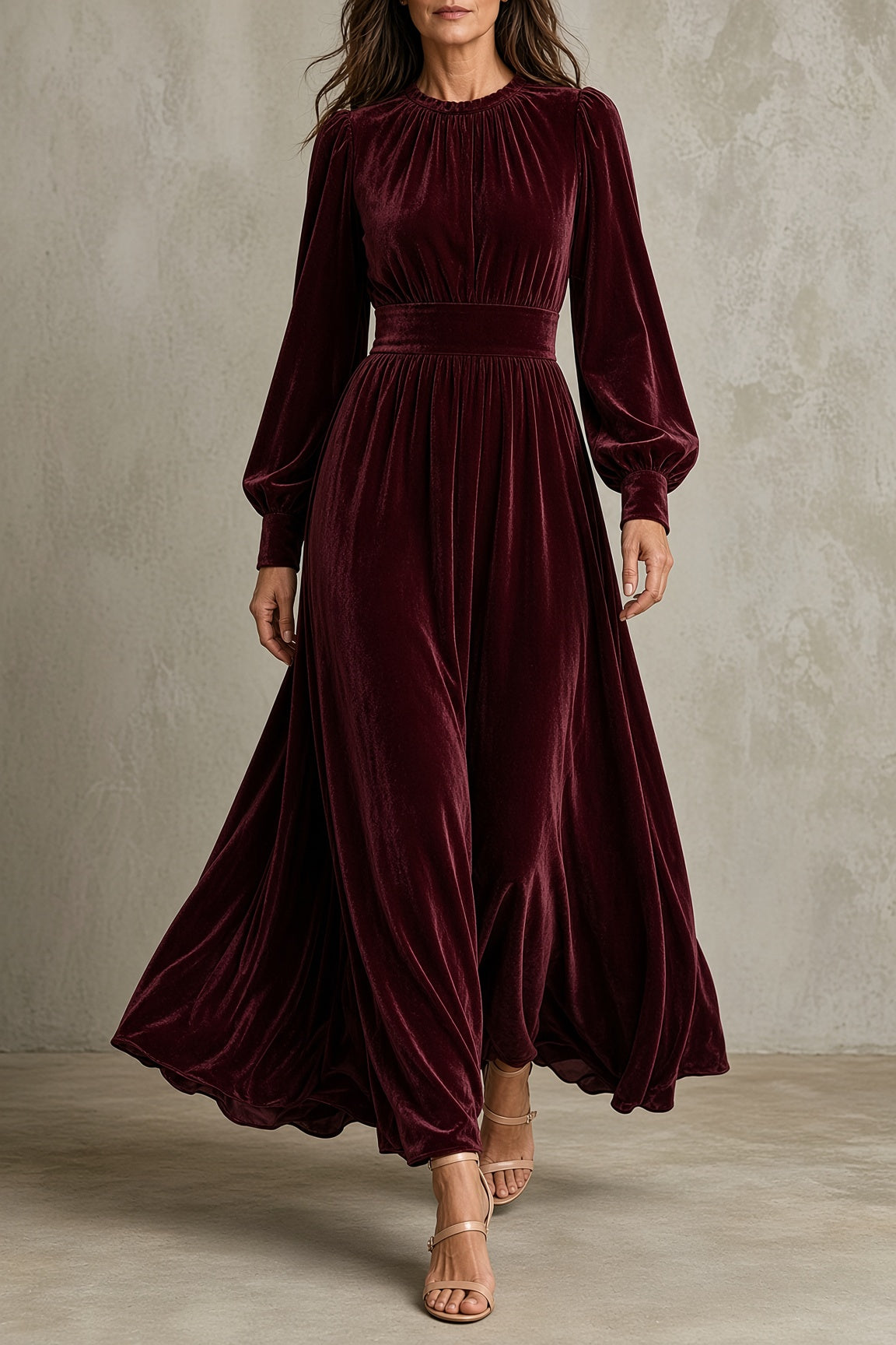 Eulalia | Vestido largo de terciopelo con cuerpo fruncido