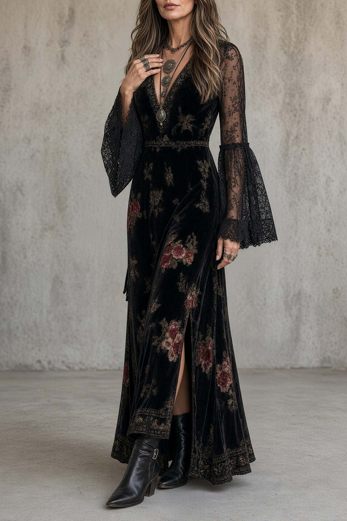 Azahara | Vestido largo de terciopelo floral con mangas de encaje