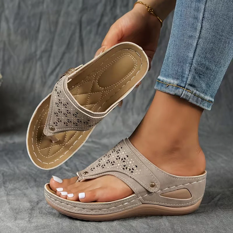Aitana |  Sandalias con cuña comodidad y sujeción
