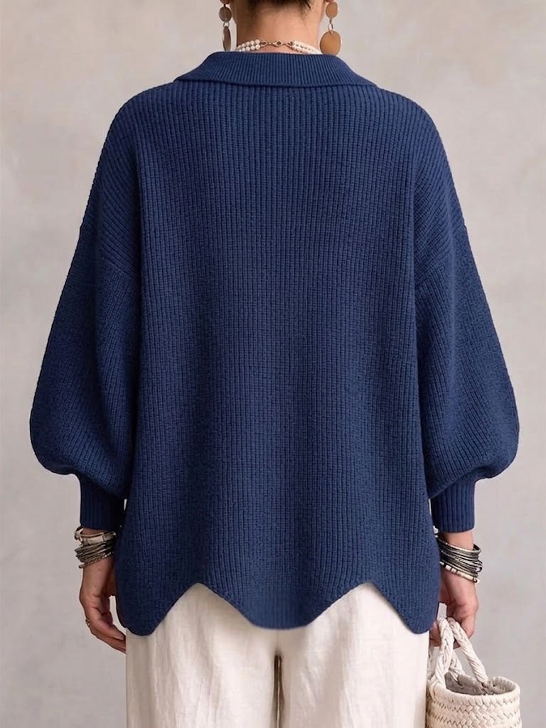 Sandra | Rebeca oversize con cuello y botones dorados