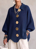 Sandra | Rebeca oversize con cuello y botones dorados