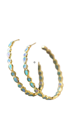 Pendientes Vintage de Ópalo Azul en Oro con Elegancia Soñadora